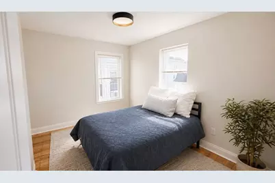 17-19 Clarence St, Boston, MA 02119 - Photo 8