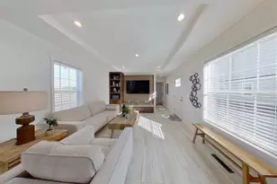 165 Newbury, Peabody, MA 01960 - Photo 4