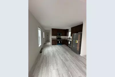 165 Newbury #8, Peabody, MA 01960 - Photo 2