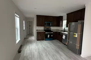 165 Newbury, Peabody, MA 01960 - Photo 2