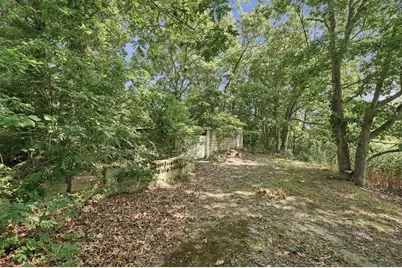 4 Point St, Freetown, MA 02702 - Photo 6