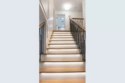 664 Norman St, Fall River, MA 02721 - Photo 22