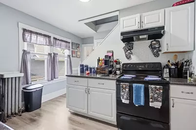 117-119 Groveland St, Springfield, MA 01108 - Photo 2