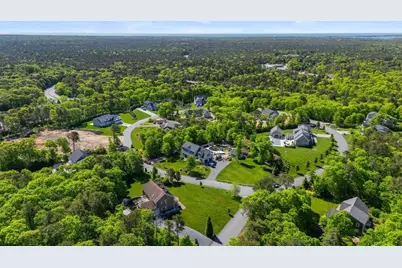 111 Sisters Cir, Yarmouth, MA 02675 - Photo 38
