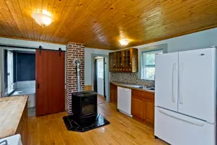 23 Maple St, Chester, MA 01011 - Photo 6