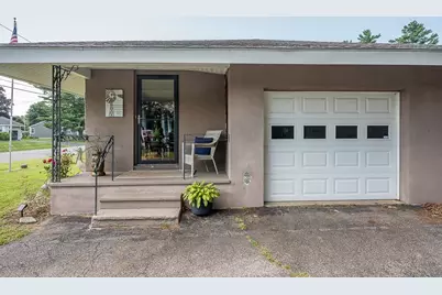 12 Elaine St, Webster, MA 01570 - Photo 6