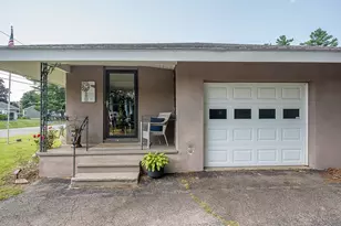 12 Elaine St, Webster, MA 01570 - Photo 6