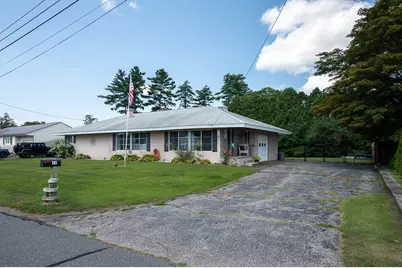 12 Elaine St, Webster, MA 01570 - Photo 10