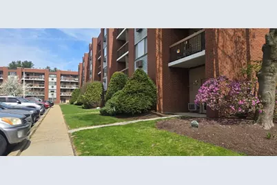 4975 Washington St #310, Boston, MA 02132 - Photo 14