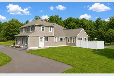 251 Oak St, Raynham, MA 02767 - Photo 4