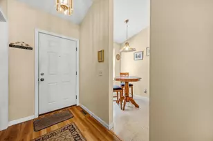 61 Abbey Memorial Dr, Chicopee, MA 01020 - Photo 4