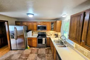 4 Sycamore Dr, Rutland, MA 01543 - Photo 12