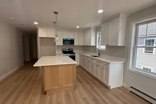 29 Lynn St, Lawrence, MA 01843 - Photo 6