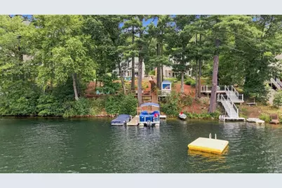 24 Laurelwood Dr, Webster, MA 01570 - Photo 2