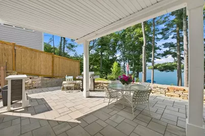 24 Laurelwood Dr, Webster, MA 01570 - Photo 8
