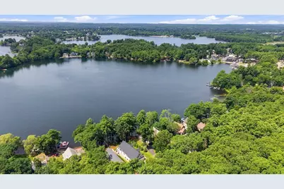 24 Laurelwood Dr, Webster, MA 01570 - Photo 4