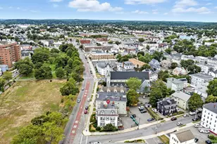121 N Common, Lynn, MA 01902 - Photo 10