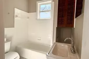 34 Pond St, Beverly, MA 01915 - Photo 4