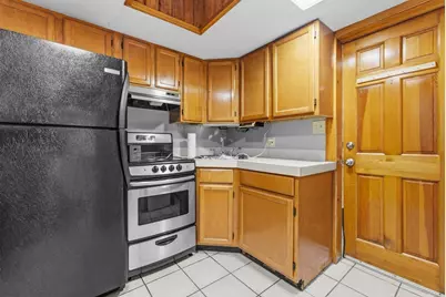 96 Locust St, New Bedford, MA 02740 - Photo 6