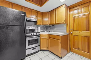 96 Locust St, New Bedford, MA 02740 - Photo 6