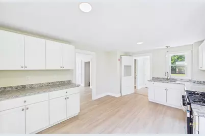 398 Main St, Wareham, MA 02571 - Photo 10