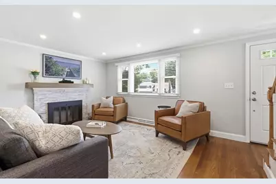 8 Glenwood St, Burlington, MA 01803 - Photo 14