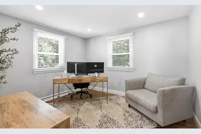 8 Glenwood St, Burlington, MA 01803 - Photo 16