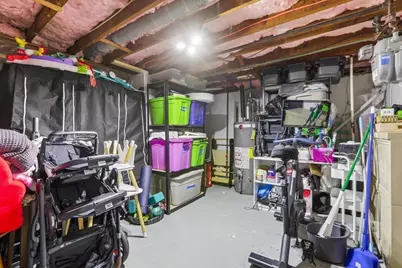 8 Glenwood St, Burlington, MA 01803 - Photo 26