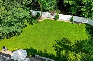 8 Glenwood St, Burlington, MA 01803 - Photo 34