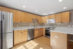 37 W Meadow Estates Dr, Townsend, MA 01474 - Photo 8
