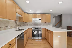 37 W Meadow Estates Dr, Townsend, MA 01474 - Photo 10