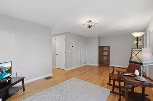 37 W Meadow Estates Dr, Townsend, MA 01474 - Photo 4