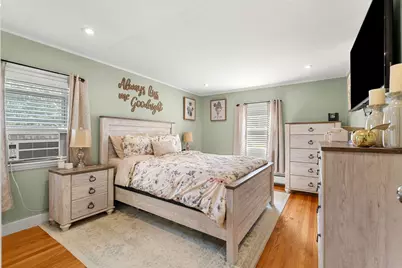 2 Hill Top Ln, Rockport, MA 01966 - Photo 22