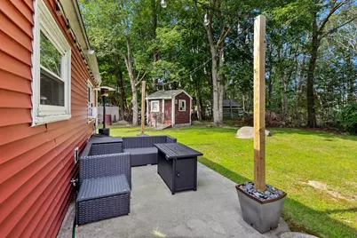 2 Hill Top Ln, Rockport, MA 01966 - Photo 10