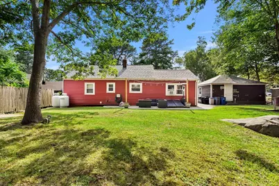 2 Hill Top Ln, Rockport, MA 01966 - Photo 8