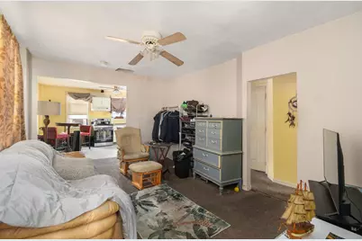 681 Providence St, West Warwick, RI 02893 - Photo 20