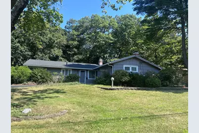 69 Griffin Rd, Framingham, MA 01701 - Photo 1