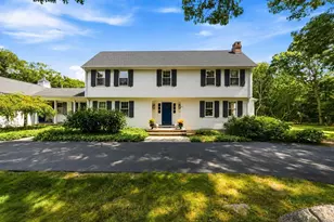 8 W Rockland Farm, Dartmouth, MA 02748 - Photo 2