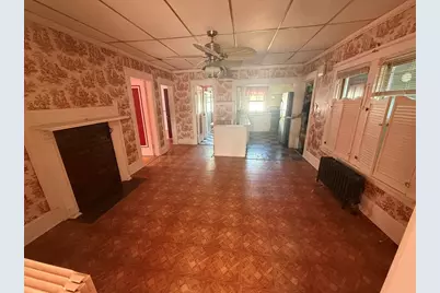 12 Roosevelt Ave, North Attleboro, MA 02760 - Photo 8