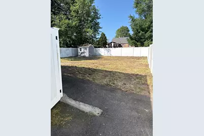 12 Roosevelt Ave, North Attleboro, MA 02760 - Photo 22