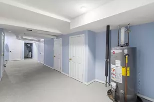 12 Dalrymple St, Boston, MA 02130 - Photo 14
