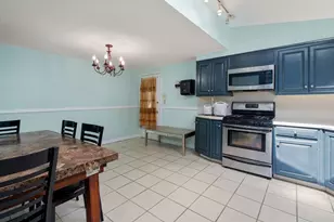 423 Tiffany St, Springfield, MA 01108 - Photo 6