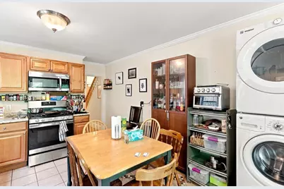 118 Auburn Street, Medford, MA 02155 - Photo 6