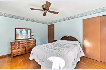 19 McIntosh Rd, Chelmsford, MA 01824 - Photo 14