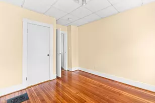15 Oakland Ave, Everett, MA 02149 - Photo 10