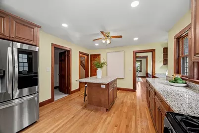 15 Eden St, Framingham, MA 01702 - Photo 14