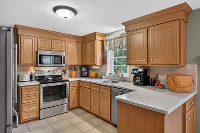 7 Bent Bluff Ln, Yarmouth, MA 02675 - Photo 20