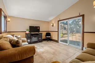 71 Temple St, Boston, MA 02132 - Photo 10