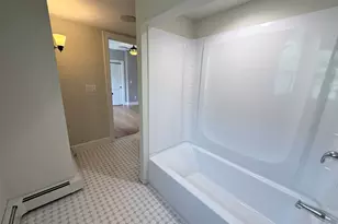 20 Salem St, Haverhill, MA 01835 - Photo 16