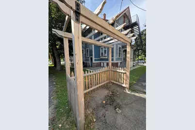 51-A Cedar St, Worcester, MA 01609 - Photo 6